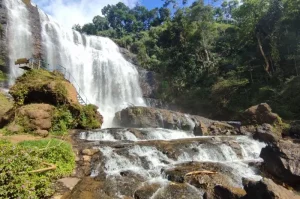 Destinasi Wisata Alam Terbaik di Cianjur yang Wajib Dikunjungi