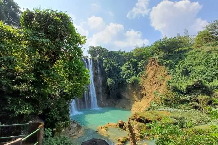 Air Terjun Nglirip