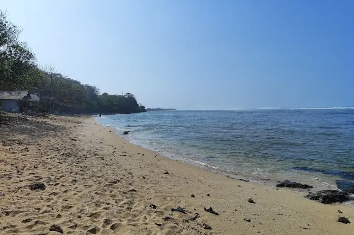 Pantai Santolo