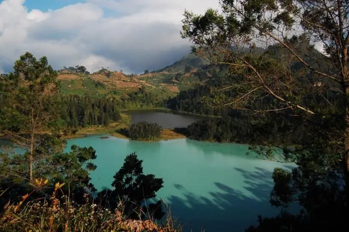 Telaga Warna