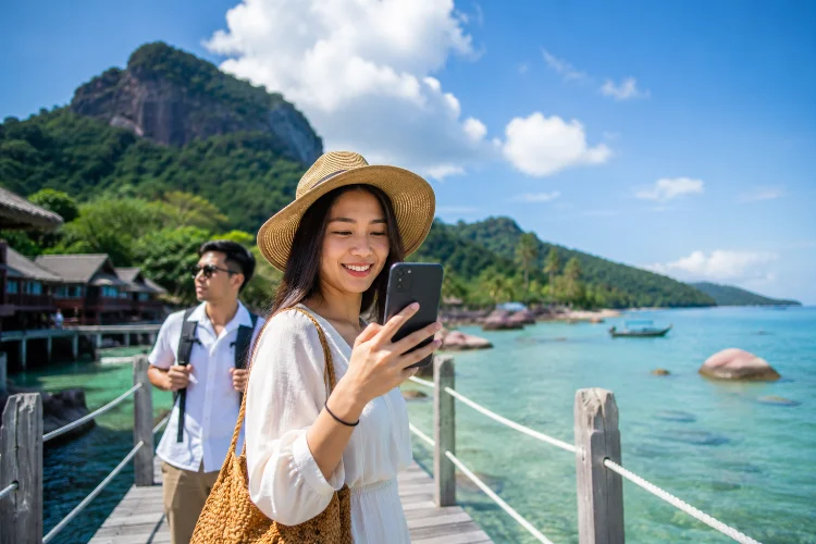 7 Aplikasi Traveling Indonesia Terbaik untuk Liburan Lebih Praktis